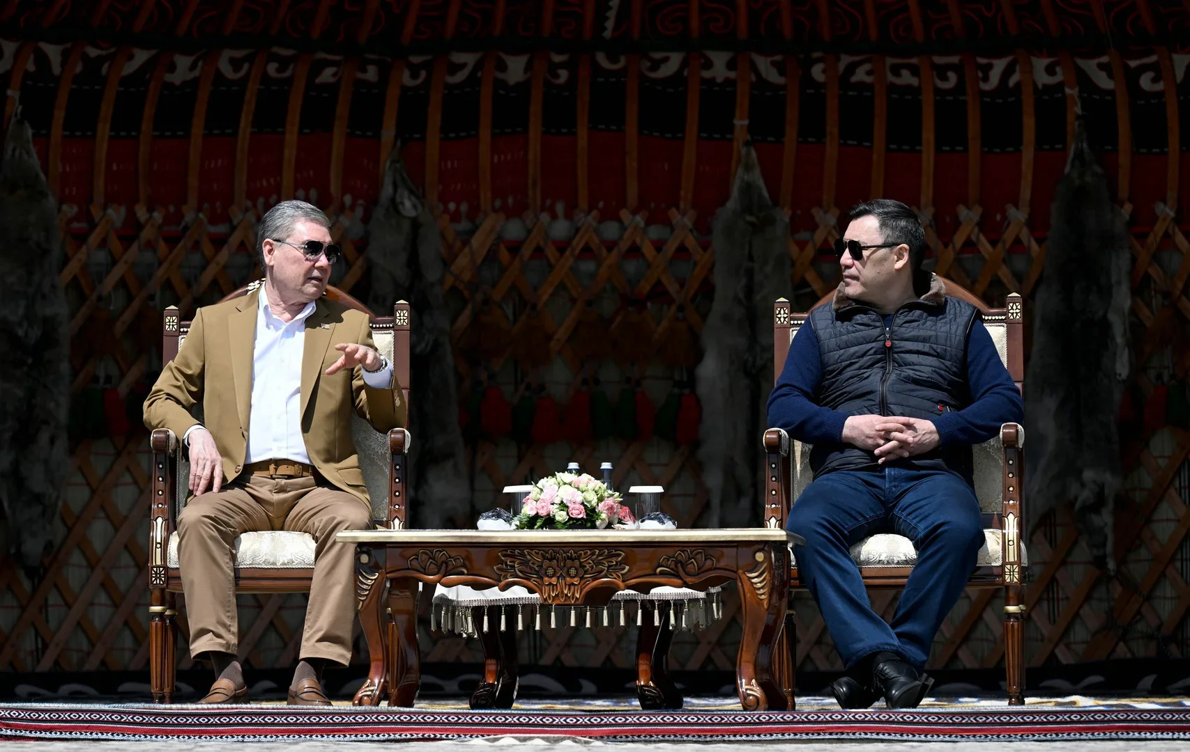 Sadyr Japarov and Gurbanguly Berdimuhamedow Attend National Equestrian Games in Issyk-Kul