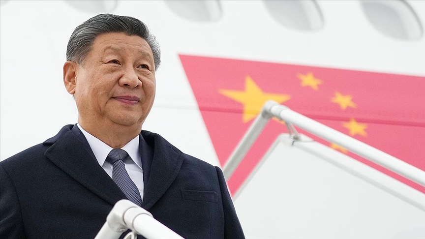 Chinese President Xi visits Vietnam amid rising trade tensions with the U.S.